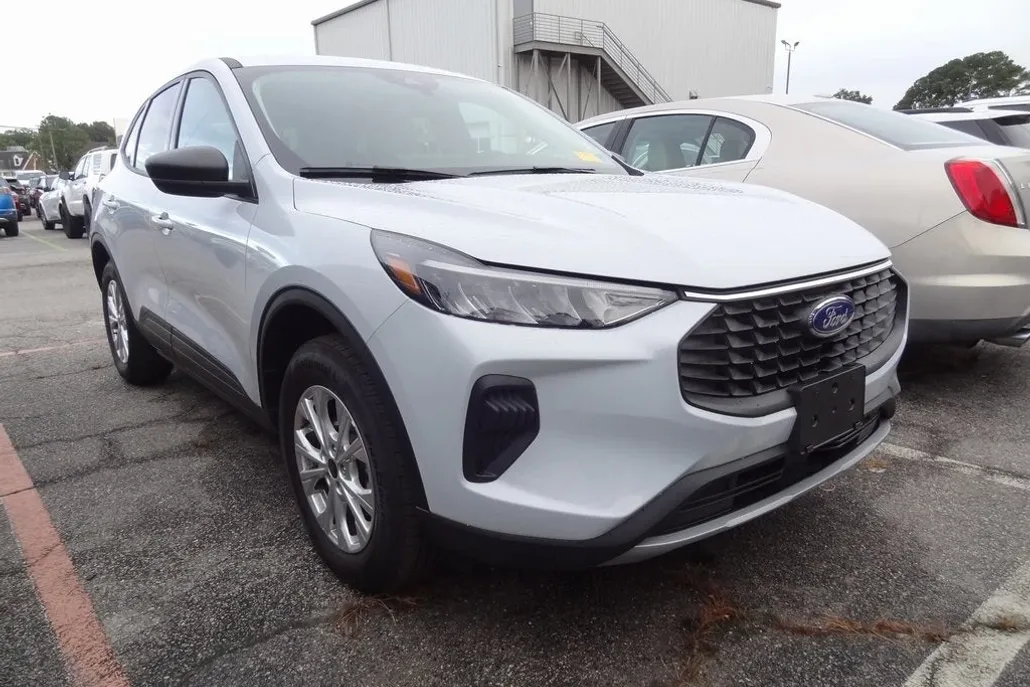 2025 Ford Escape Active photo 1