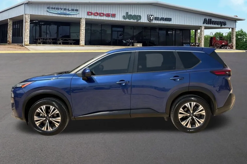 2023 Nissan Rogue SV photo 1