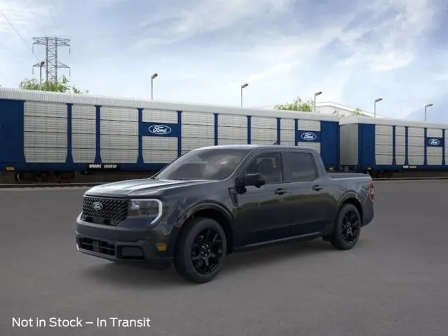 2025 Ford Maverick Lariat photo 1