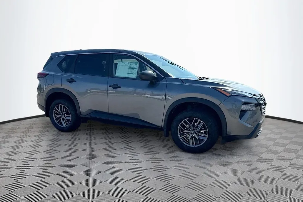 2026 Nissan Rogue S photo 1