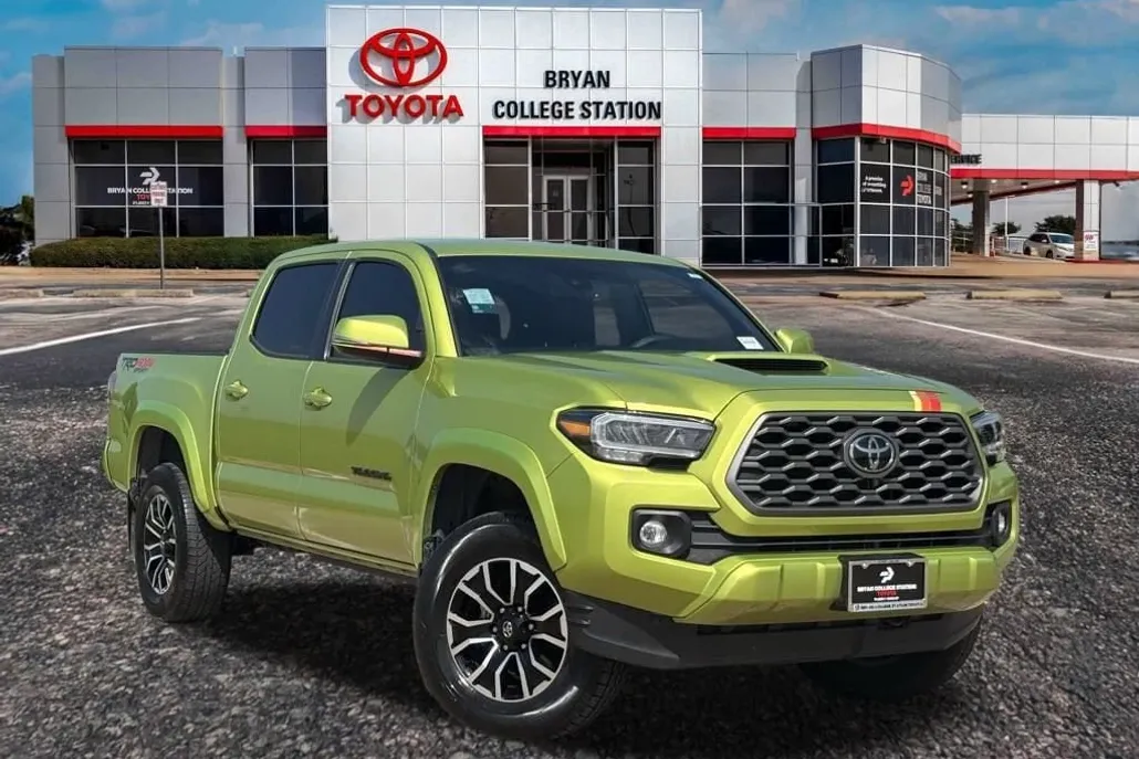 2023 Toyota Tacoma TRD Sport V6 4x4 Double Cab photo 1