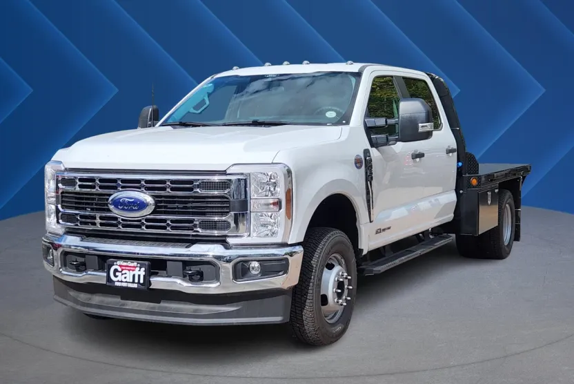 2025 Ford F-350 XL photo 1