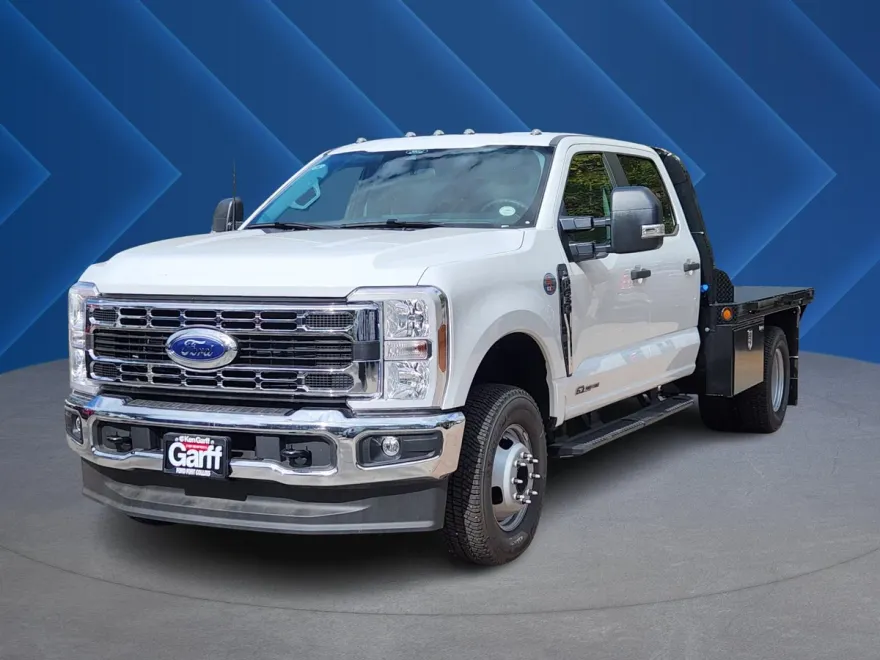 2025 Ford F-350 XL photo 1