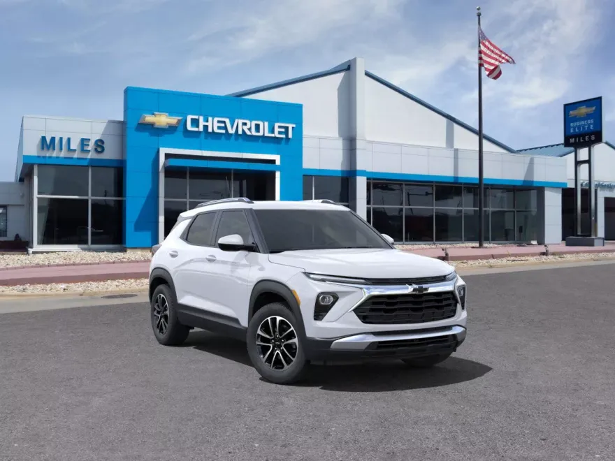 2025 Chevrolet Trailblazer LT photo 1