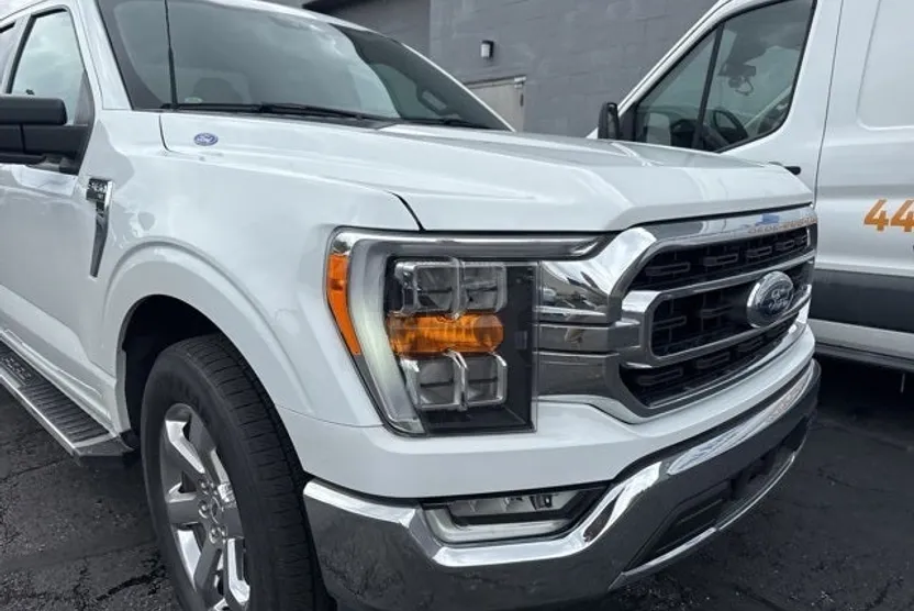2022 Ford F-150 XLT photo 1