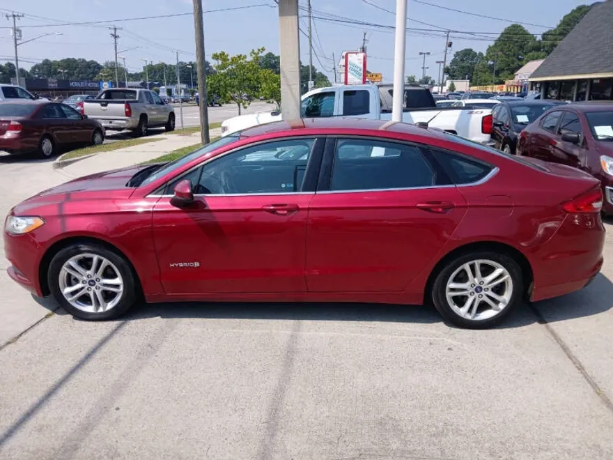2018 Ford Fusion Hybrid SE photo 1