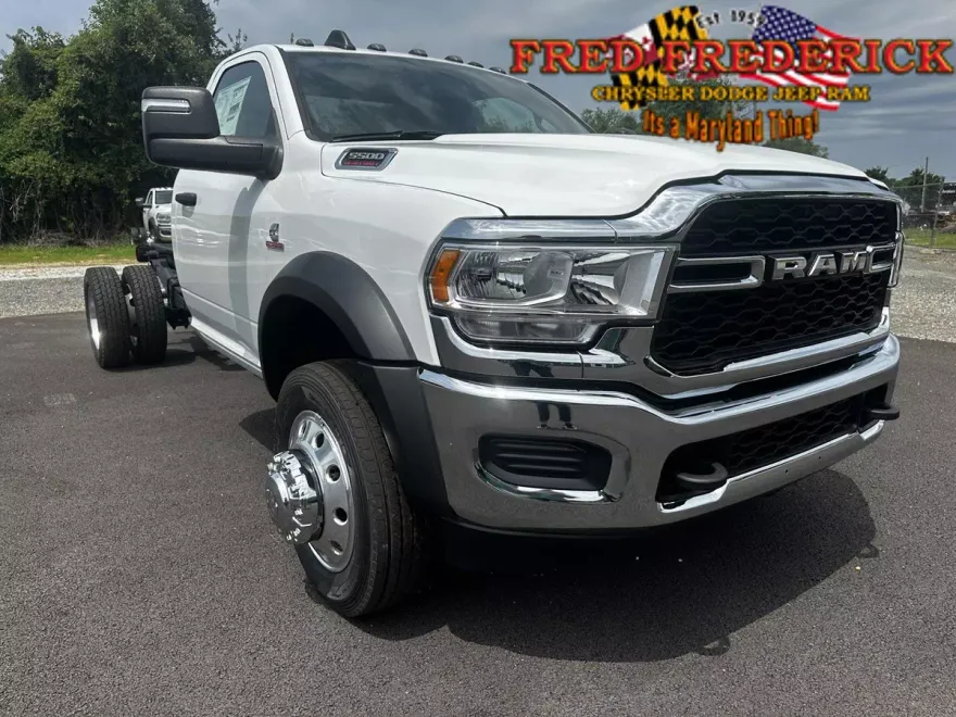2024 Ram 5500 Tradesman photo 1