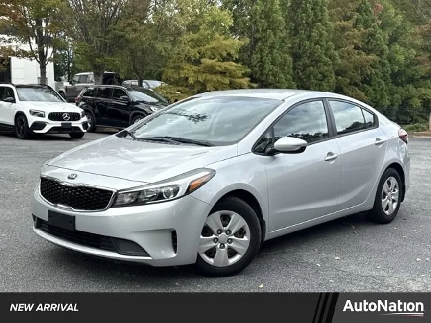 2017 Kia Forte LX Base photo 1