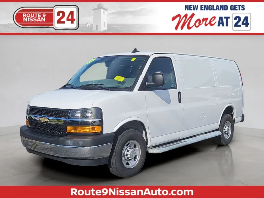 2023 Chevrolet Express 2500 Work Cargo Van photo 1