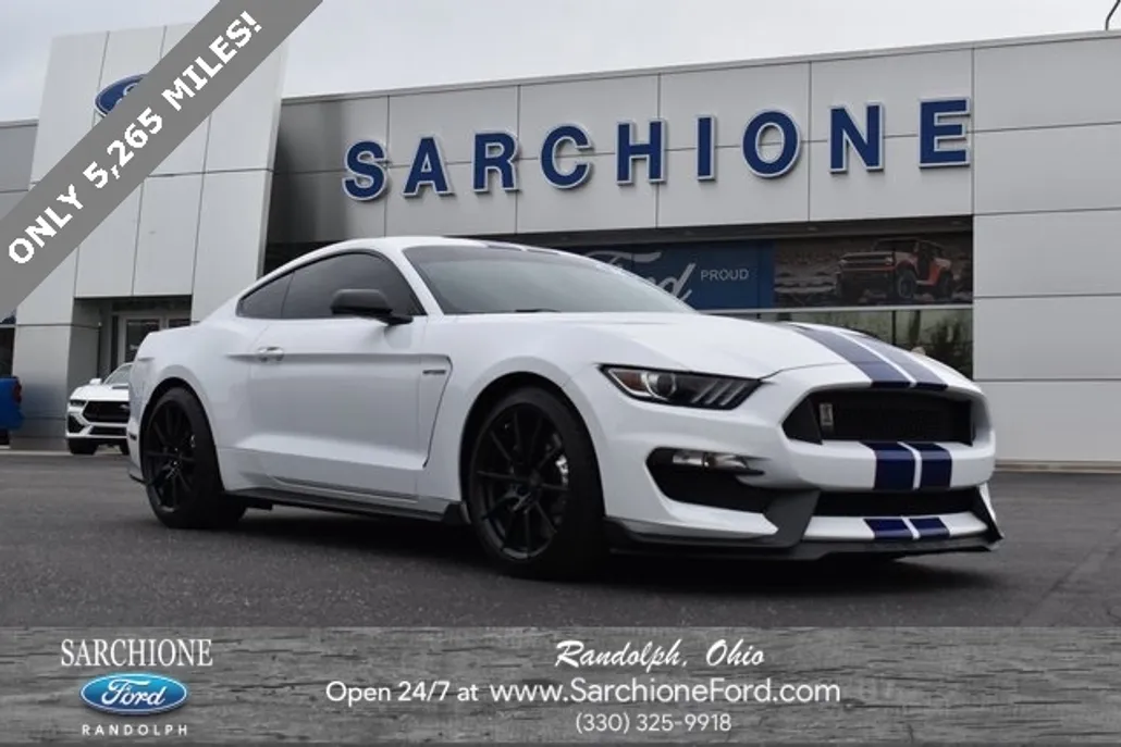 2016 Ford Mustang Shelby GT350 photo 1