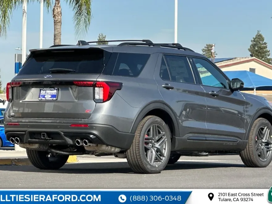 2025 Ford Explorer ST photo 1