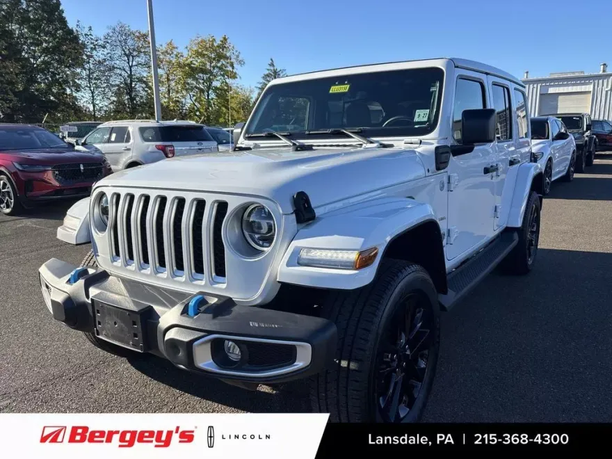 2023 Jeep Wrangler Unlimited 4xe Sahara photo 1