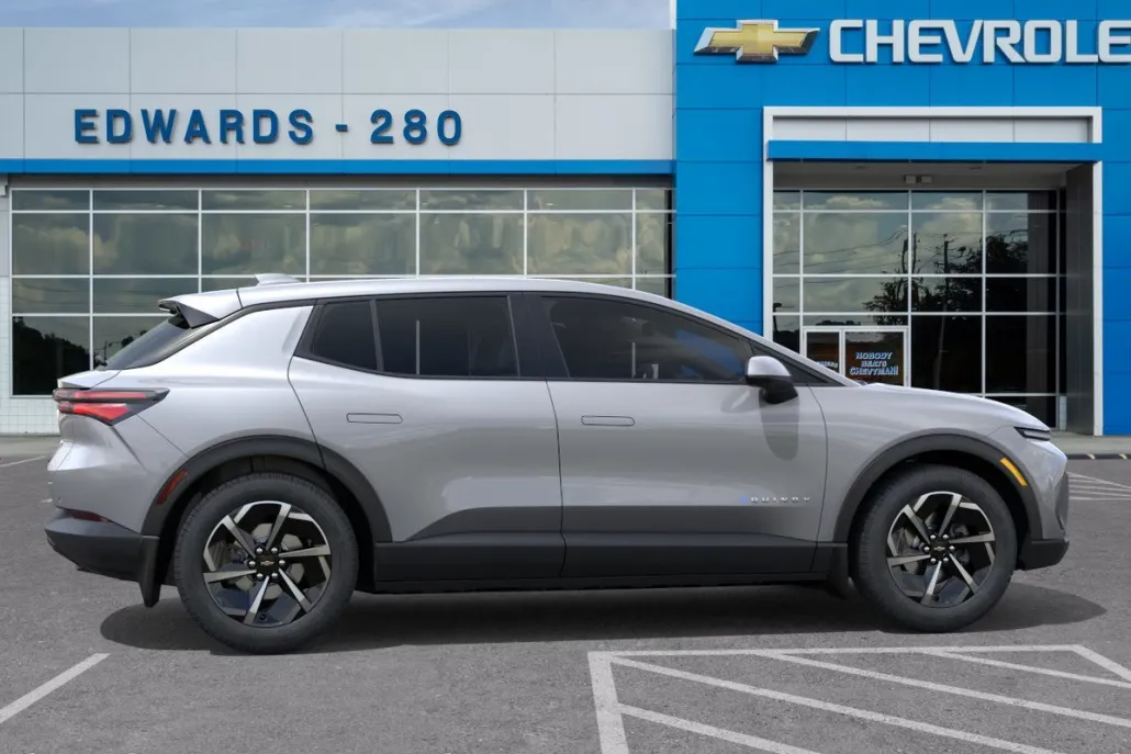 2026 Chevrolet Equinox EV 1LT photo 1