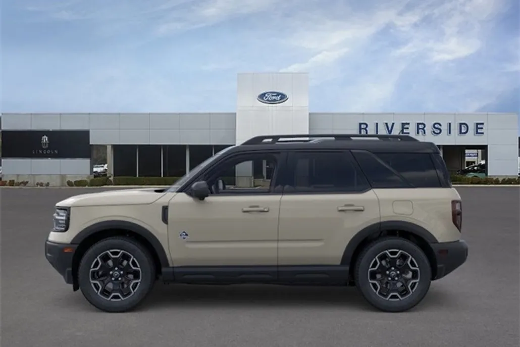 2025 Ford Bronco Sport Outer Banks photo 1