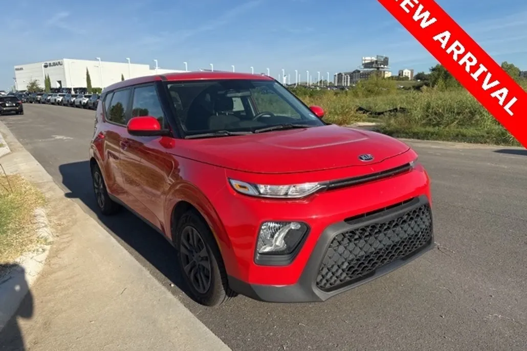 2020 Kia Soul LX photo 1