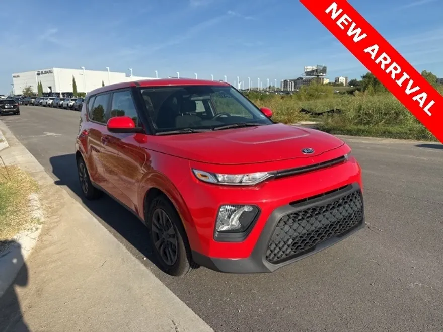 2020 Kia Soul LX photo 1