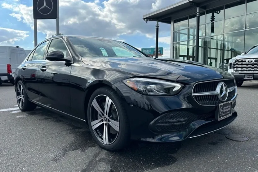 2025 Mercedes Benz C 300 4MATIC photo 1