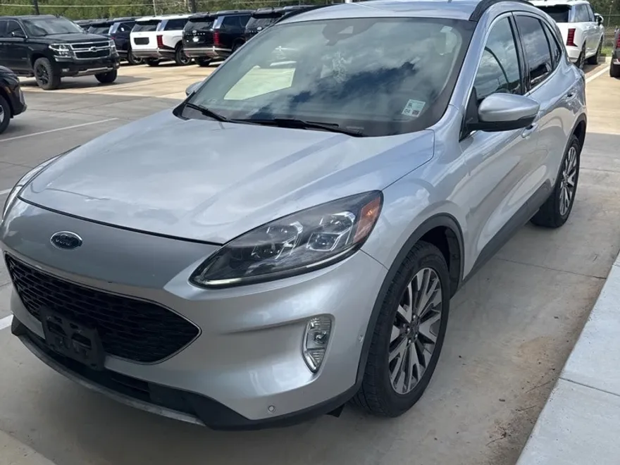 2020 Ford Escape Titanium photo 1