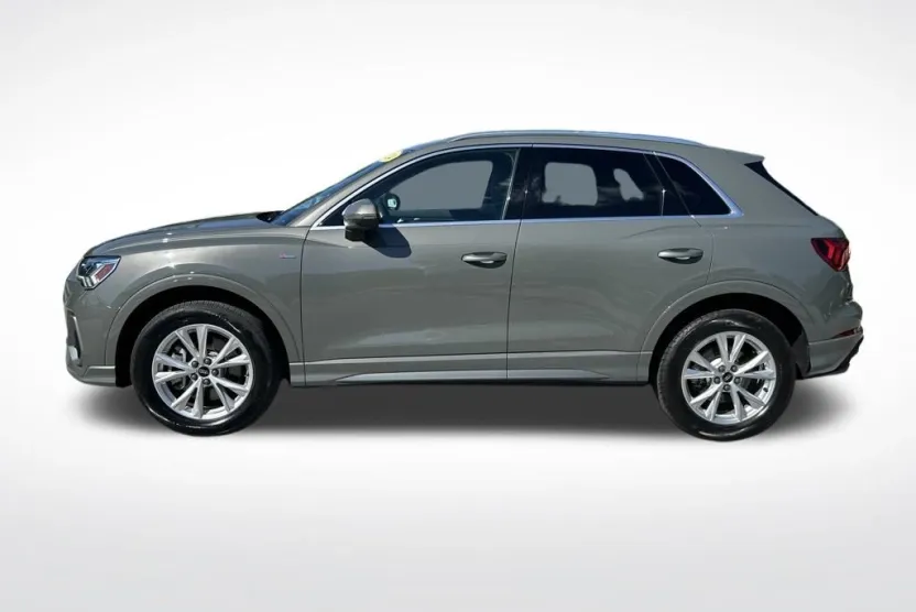 2024 Audi Q3 Premium S line photo 1