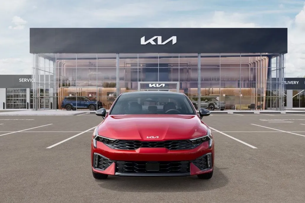 2026 Kia K5 GT-Line photo 1