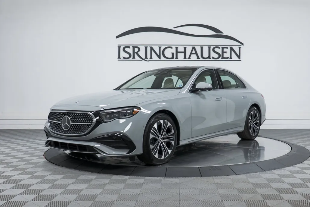 2026 Mercedes Benz E 350 4MATIC photo 1