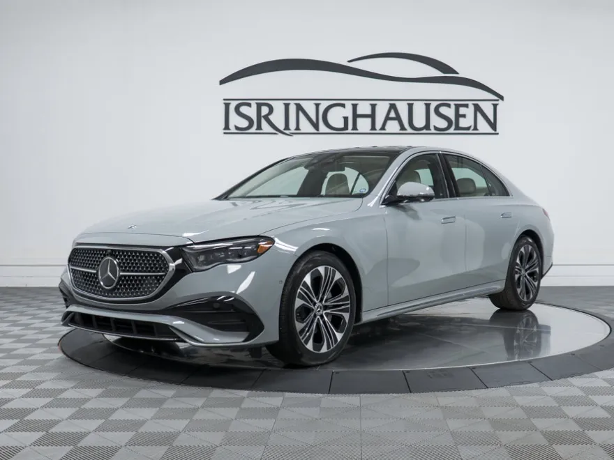 2026 Mercedes Benz E 350 4MATIC photo 1