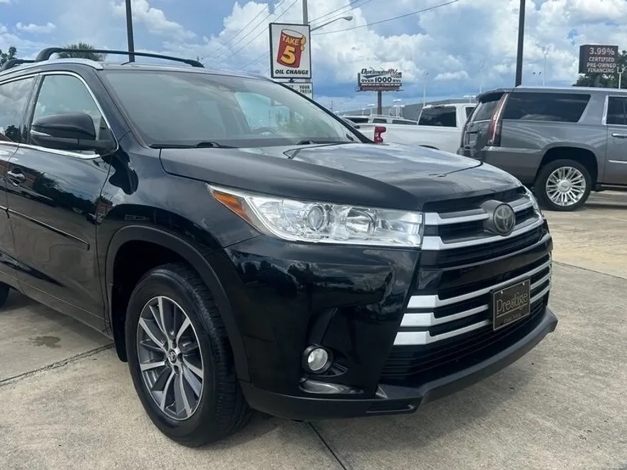 2018 Toyota Highlander XLE photo 1