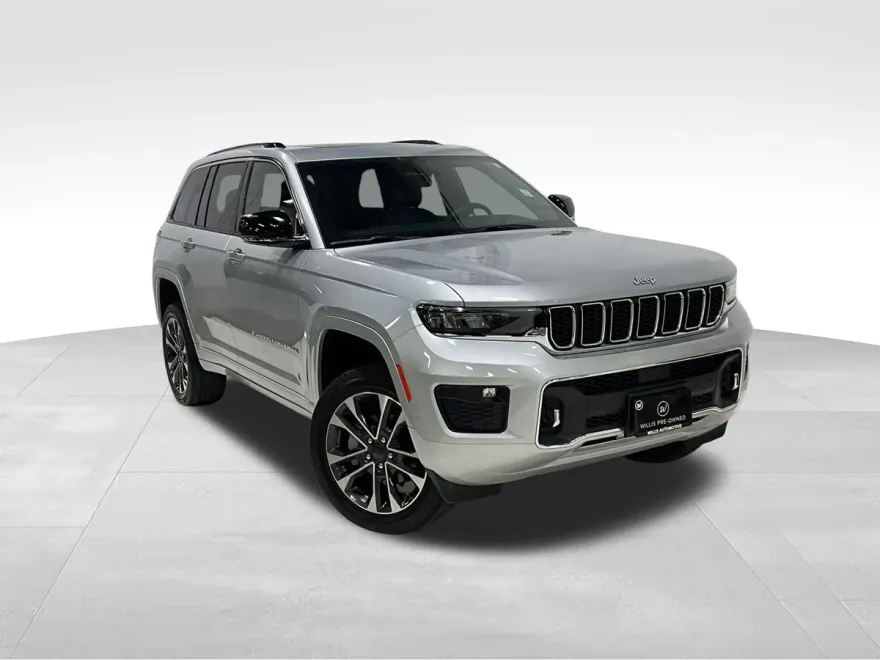 2023 Jeep Grand Cherokee Overland photo 1