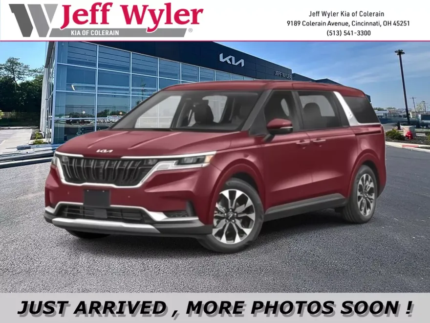 2024 Kia Carnival EX photo 1