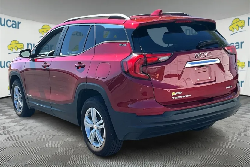 2021 Gmc Terrain SLE photo 1