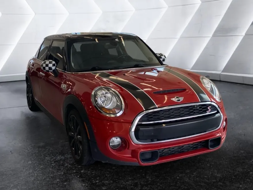 2018 Mini Cooper 4 Door Hardtop Base photo 1