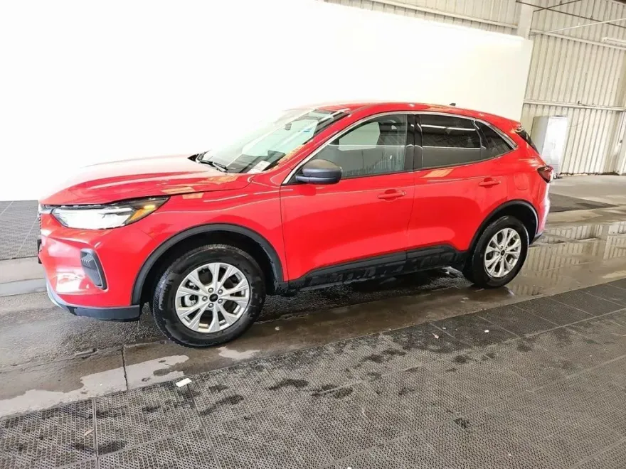 2024 Ford Escape Active photo 1