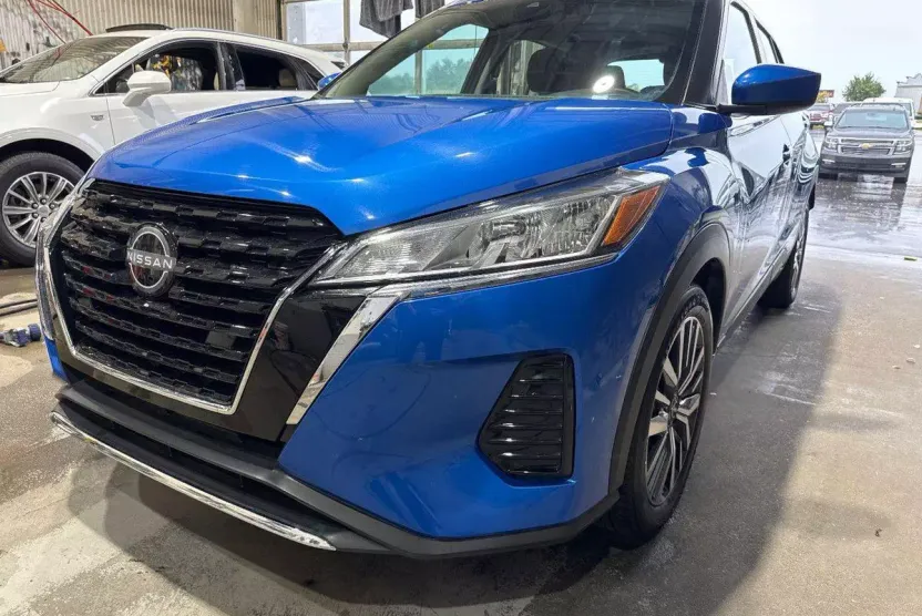 2024 Nissan Kicks SV photo 1