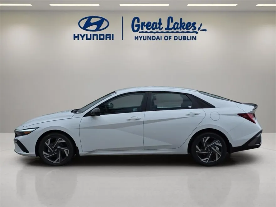 2025 Hyundai Elantra Hybrid SEL Sport photo 1