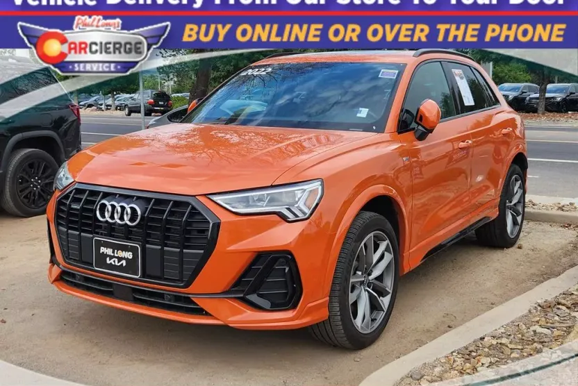 2022 Audi Q3 45 TFSI S line Premium photo 1