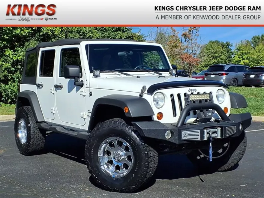 2010 Jeep Wrangler Unlimited Sport photo 1