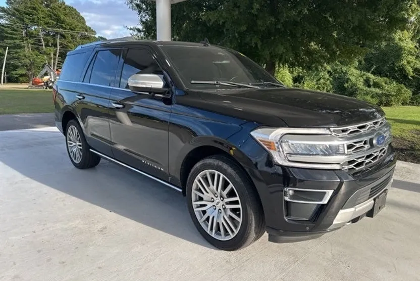 2023 Ford Expedition Platinum photo 1