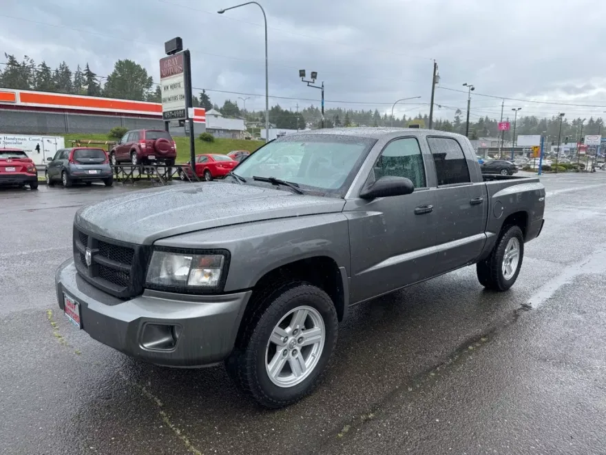 2008 Dodge Dakota SXT photo 1