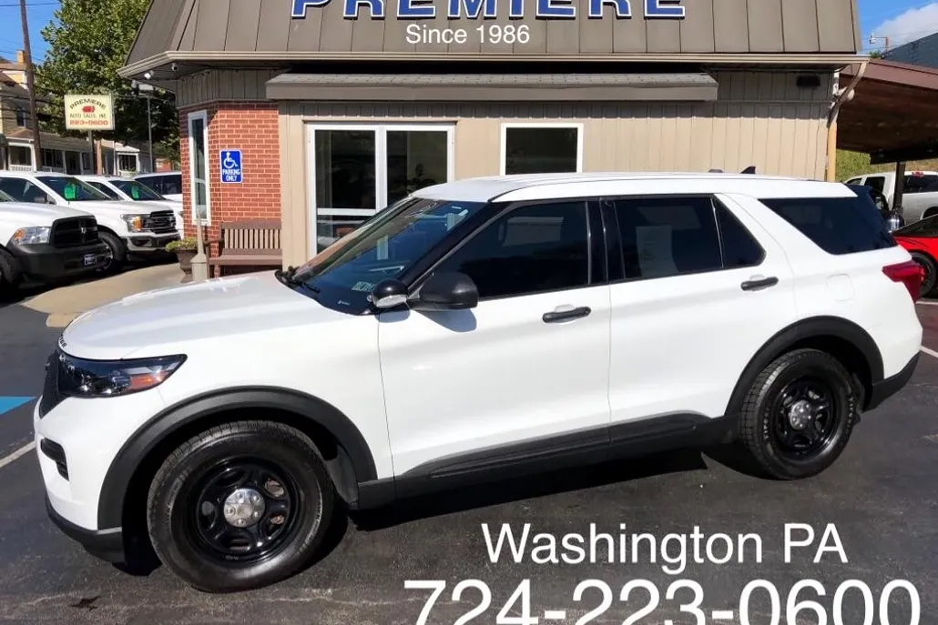 2020 Ford Explorer photo 1