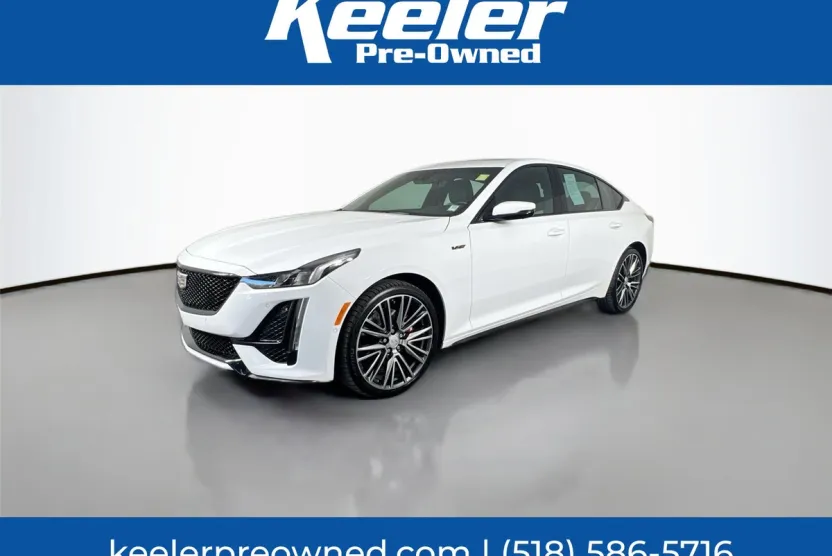 2024 Cadillac CT5 V photo 1