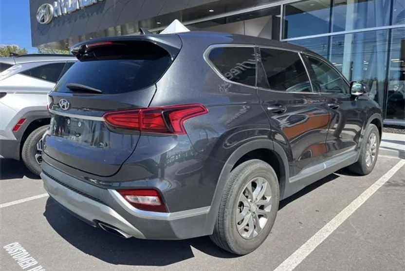 2020 Hyundai Santa Fe SEL photo 1