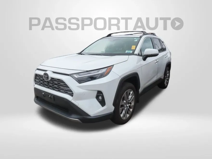 2023 Toyota RAV4 Limited photo 1