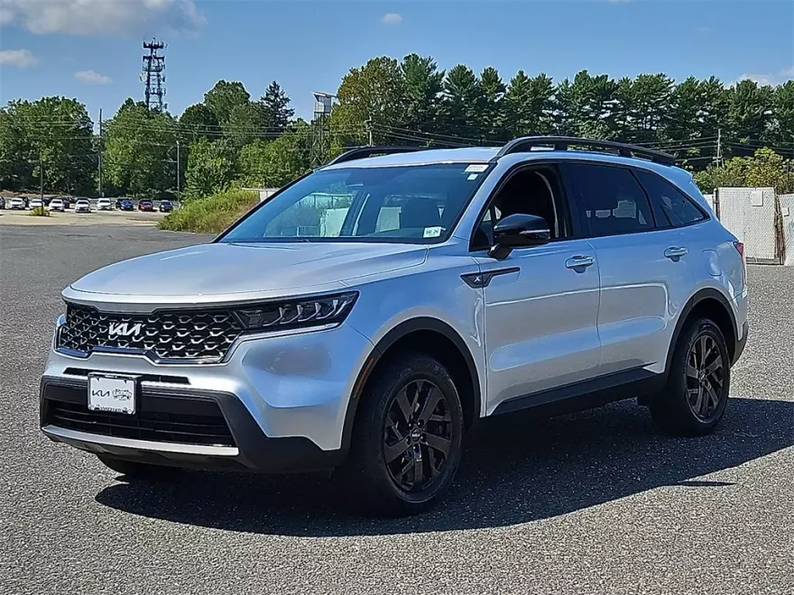 2022 Kia Sorento S photo 1
