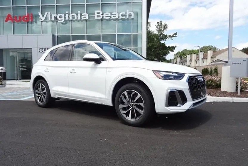 2024 Audi Q5 45 S line Premium photo 1