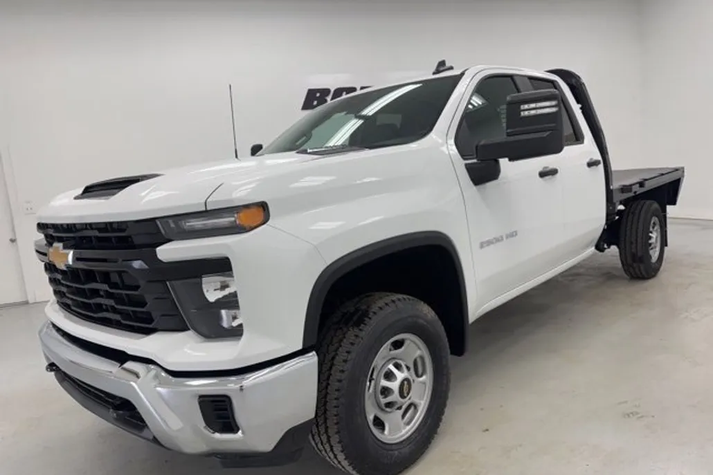2025 Chevrolet Silverado 2500HD photo 1
