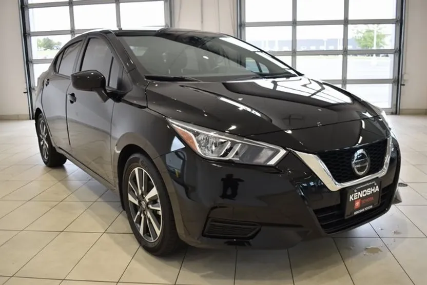 2022 Nissan Versa 1.6 SV photo 1