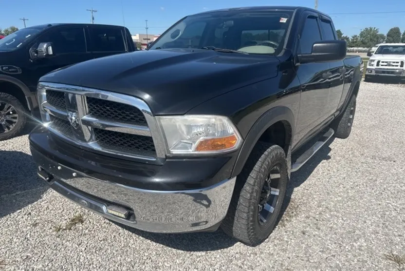 2009 Dodge Ram SLT photo 1