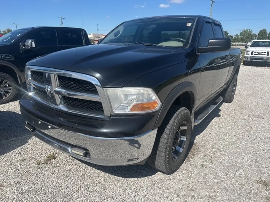 2009 Dodge Ram SLT photo 1