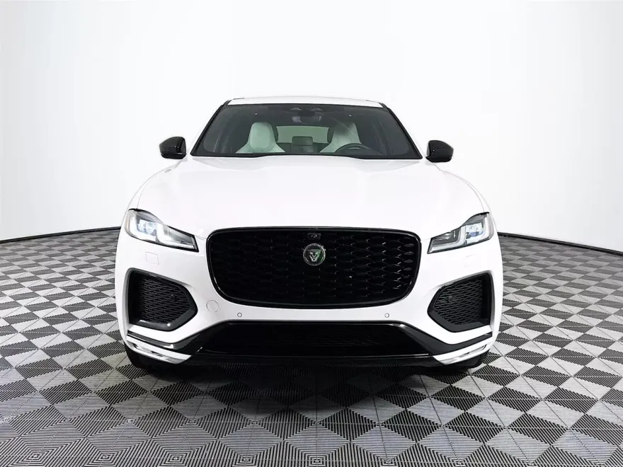 2026 Jaguar F-PACE P400 R-Dynamic S photo 2