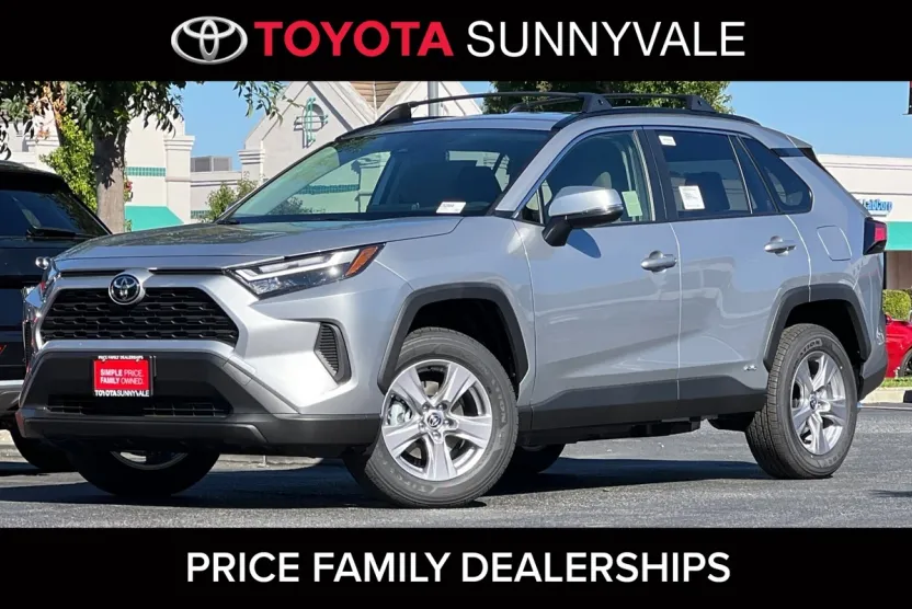 2025 Toyota RAV4 Hybrid XLE photo 1